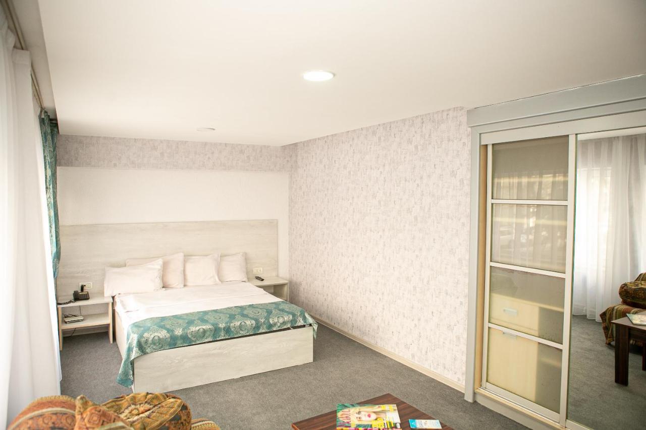 Boulevard Inn Baku Extérieur photo